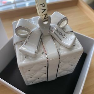 Pandora 2016 Christmas Ornament